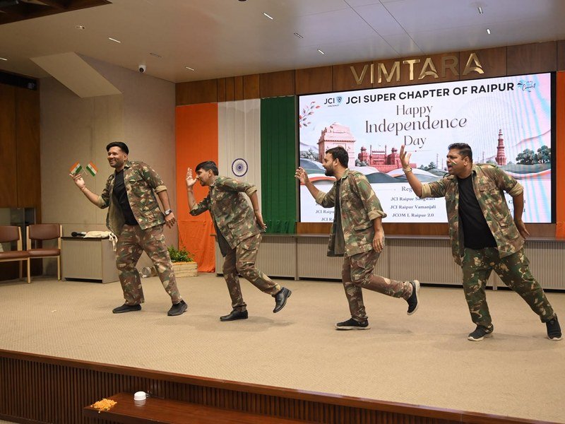 Independence Day stage performance