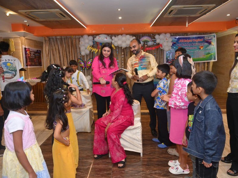 Kids activity at a family event